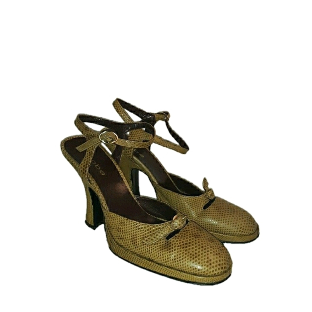 Bebe vintage embossed leather pumps